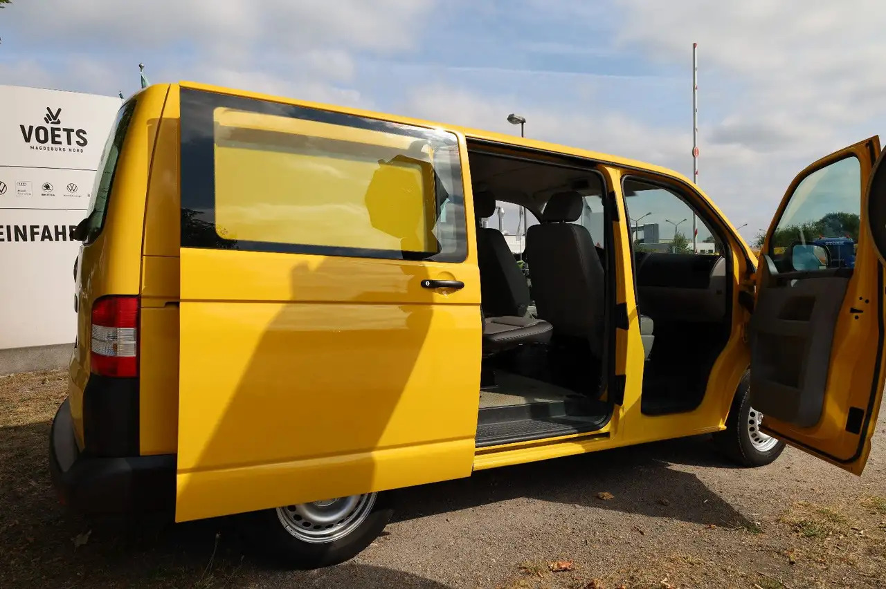 Volkswagen T5 Transporter/ 2.0 TDI/EU5/1.Hand/5-Sitze - Combi van: picture 2 Volkswagen T5 Transporter/ 2.0 TDI/EU5/1.Hand/5-Sitze - Combi van: picture 2
