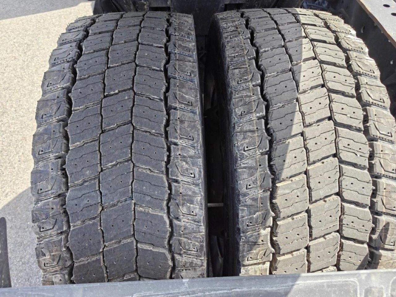 IVECO S-Way AS440S46T/P2LNG Euro6 Intarder Klima - Tractor unit: picture 5 IVECO S-Way AS440S46T/P2LNG Euro6 Intarder Klima - Tractor unit: picture 5