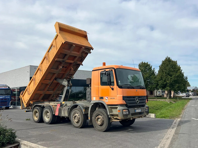 Mercedes-Benz Actros 3336 8x4 TIPPER**3 Pedals**Actros 3336** - Tipper: picture 1 Mercedes-Benz Actros 3336 8x4 TIPPER**3 Pedals**Actros 3336** - Tipper: picture 1