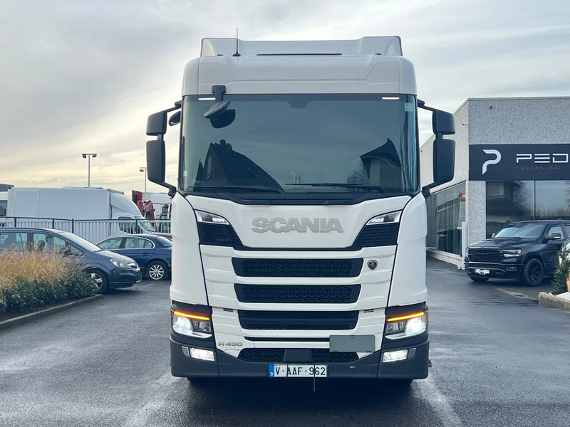 Scania R450 07.2021**R450 2021 Steel/Air** - Tractor unit: picture 2 Scania R450 07.2021**R450 2021 Steel/Air** - Tractor unit: picture 2