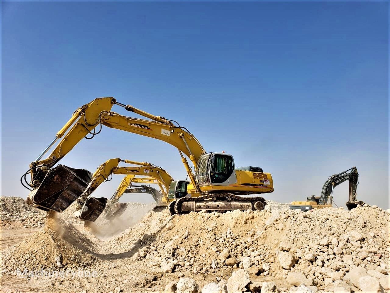 AME Crusher Bucket (MCB 20) - Bucket for Excavator: picture 2 AME Crusher Bucket (MCB 20) - Bucket for Excavator: picture 2
