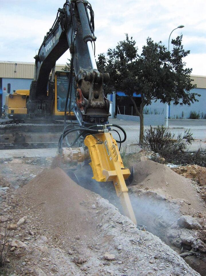 AME Chain Trencher - Attachment for Excavator: picture 3 AME Chain Trencher - Attachment for Excavator: picture 3
