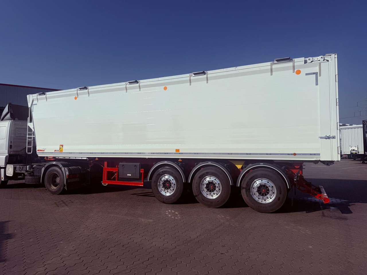 Benalu Bulkliner S 95 Kipper 50 m3 - Tipper semi-trailer: picture 3 Benalu Bulkliner S 95 Kipper 50 m3 - Tipper semi-trailer: picture 3