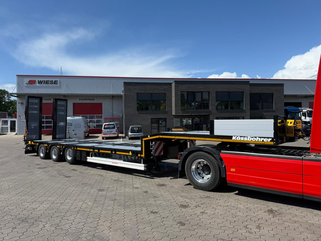 Kässbohrer SLS.HS Tieflader mit hydr. Schwanenhals - Low loader semi-trailer: picture 3 Kässbohrer SLS.HS Tieflader mit hydr. Schwanenhals - Low loader semi-trailer: picture 3