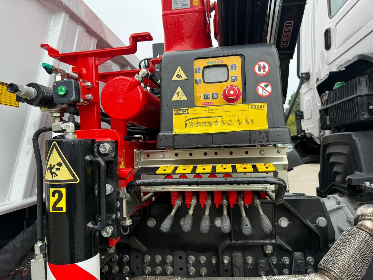 Mercedes-Benz Arocs 1835 4x4 Allrad Fassi F135 Kran Kipper leasing Mercedes-Benz Arocs 1835 4x4 Allrad Fassi F135 Kran Kipper: picture 14