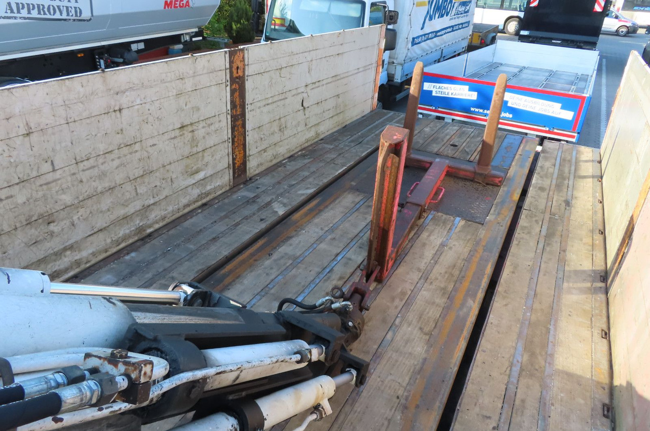 Rollkran Auflieger Kennis - Dropside/ Flatbed semi-trailer: picture 3 Rollkran Auflieger Kennis - Dropside/ Flatbed semi-trailer: picture 3