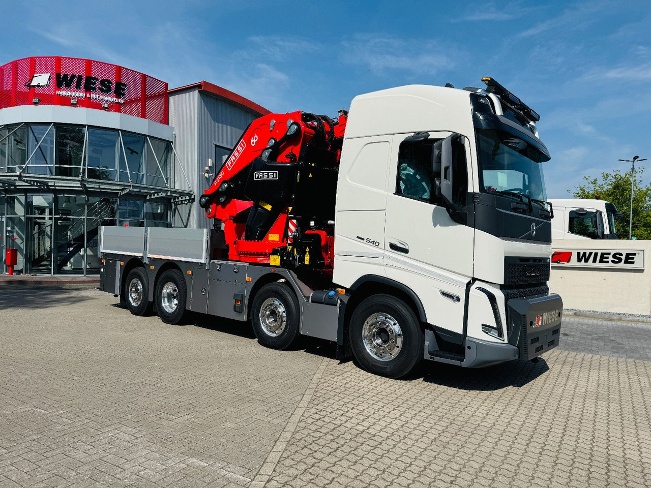Volvo FH 540 mit Fassi F2150RAL Fly Jib + Winde - Dropside/ Flatbed truck, Crane truck: picture 3 Volvo FH 540 mit Fassi F2150RAL Fly Jib + Winde - Dropside/ Flatbed truck, Crane truck: picture 3