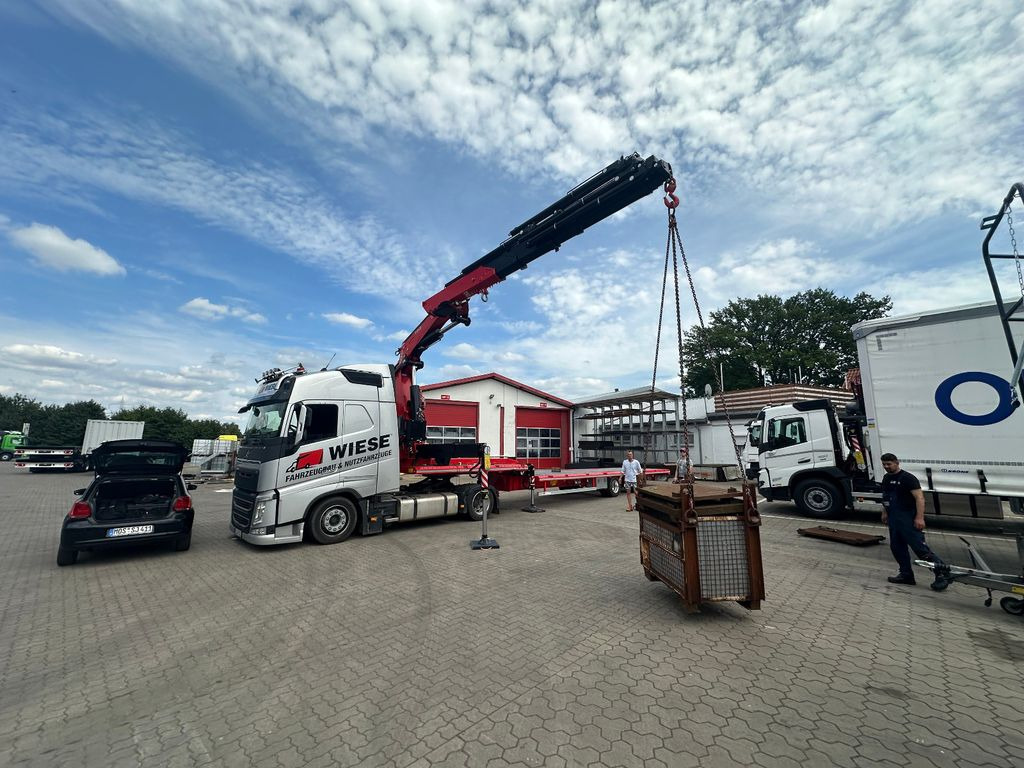 Wiese Stufensattel Tieflader mit Kran Fassi F545 - Low loader semi-trailer: picture 5 Wiese Stufensattel Tieflader mit Kran Fassi F545 - Low loader semi-trailer: picture 5