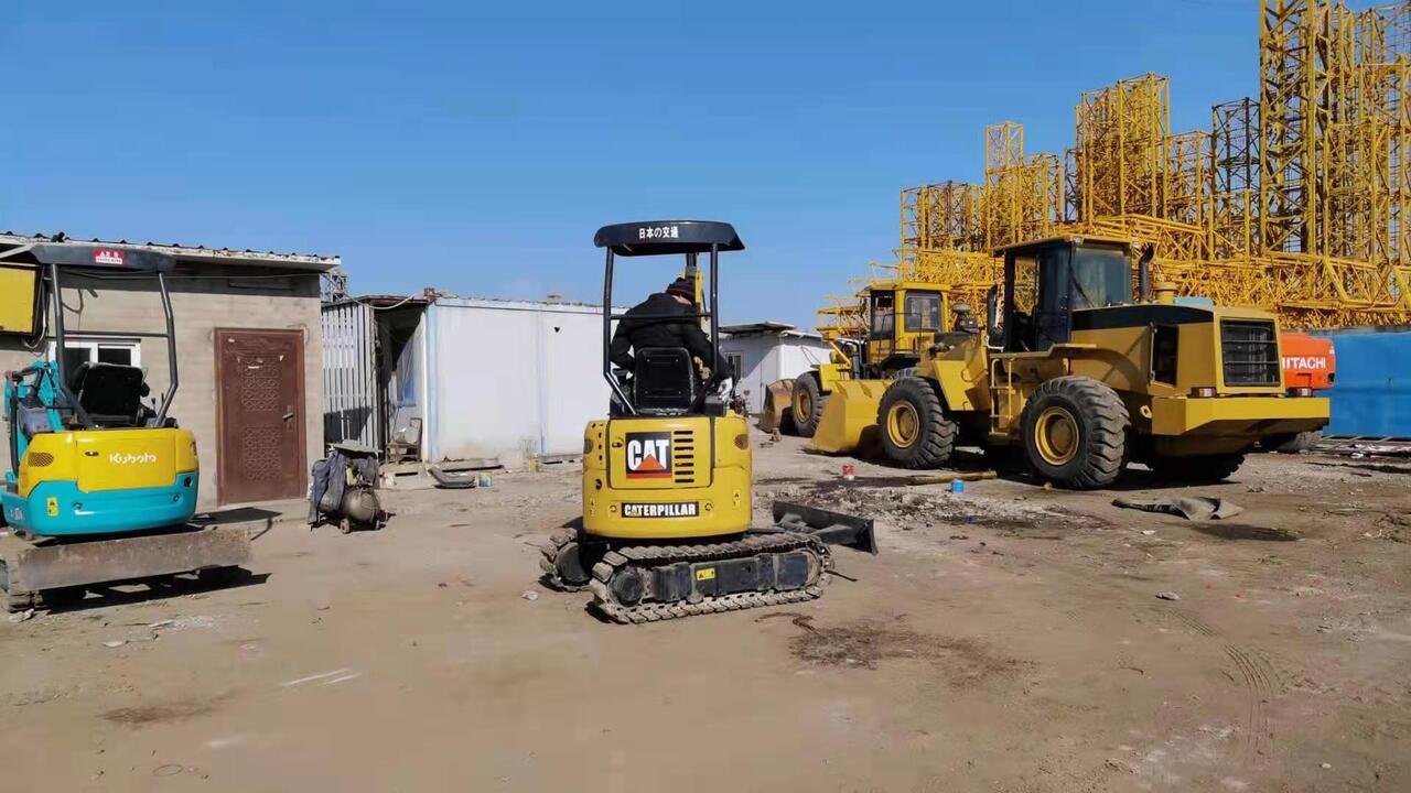 CATERPILLAR 302EUR - Mini excavator: picture 4 CATERPILLAR 302EUR - Mini excavator: picture 4