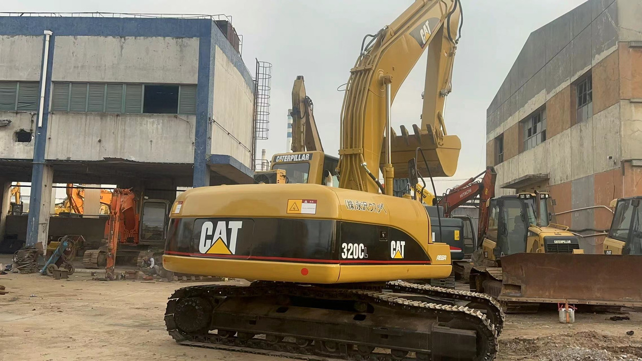 CATERPILLAR 320C 320B 320BL 325B - Crawler excavator: picture 5 CATERPILLAR 320C 320B 320BL 325B - Crawler excavator: picture 5