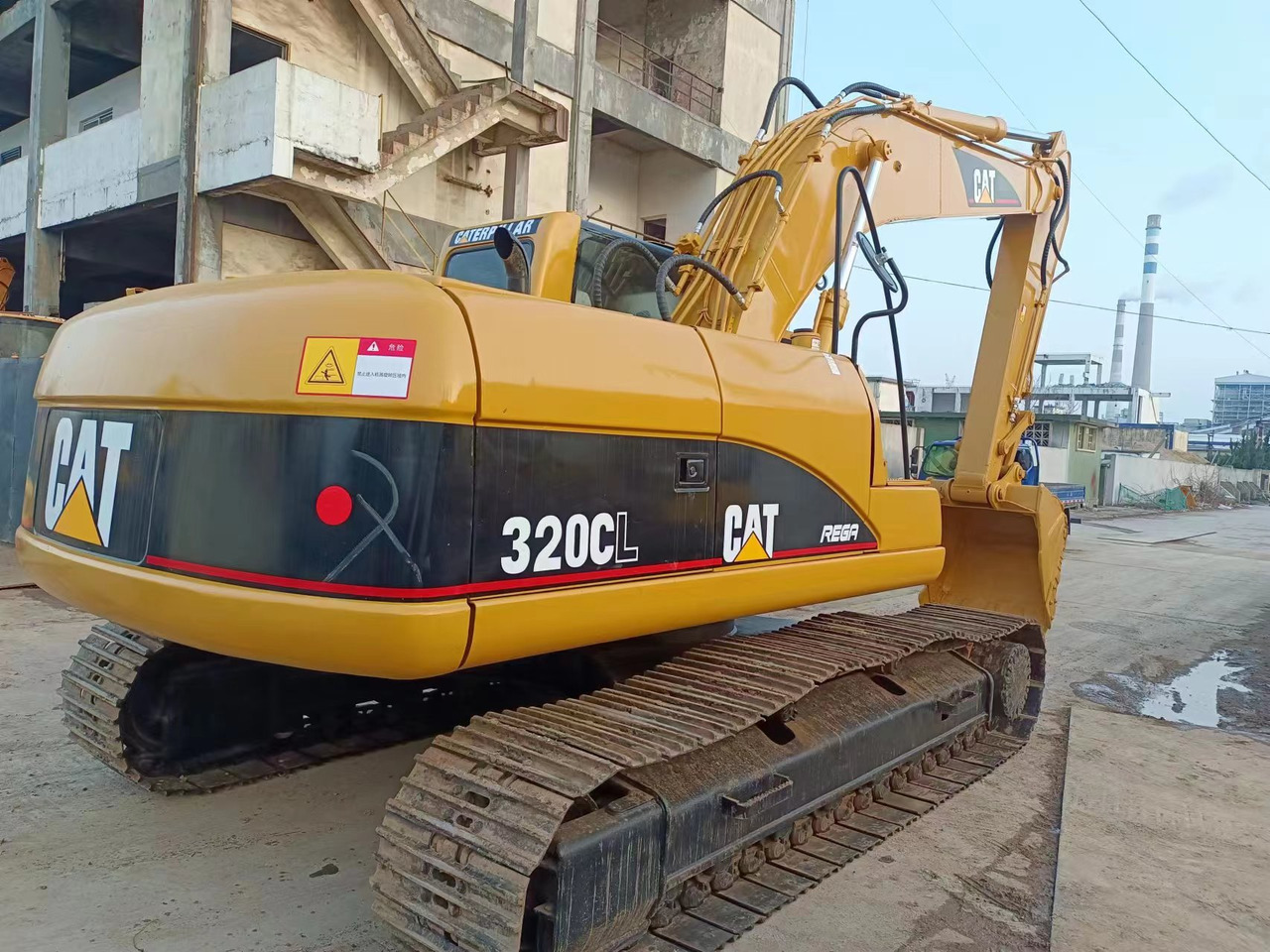 CATERPILLAR 320CL - Crawler excavator: picture 1 CATERPILLAR 320CL - Crawler excavator: picture 1