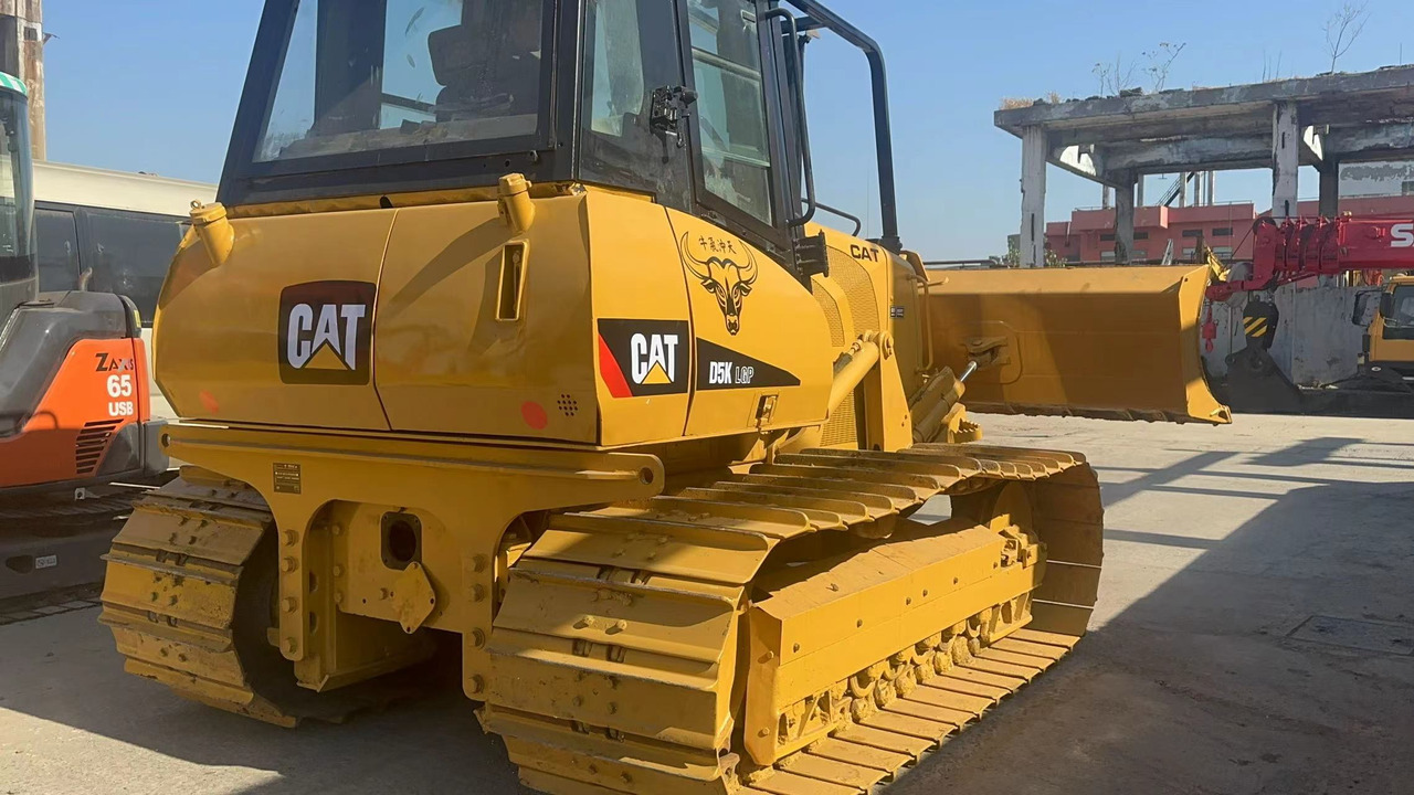 CATERPILLAR CAT-D5K-bulldozer - Bulldozer: picture 5 CATERPILLAR CAT-D5K-bulldozer - Bulldozer: picture 5