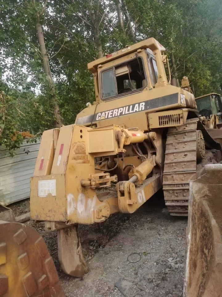 CATERPILLAR D8N - Bulldozer: picture 1 CATERPILLAR D8N - Bulldozer: picture 1