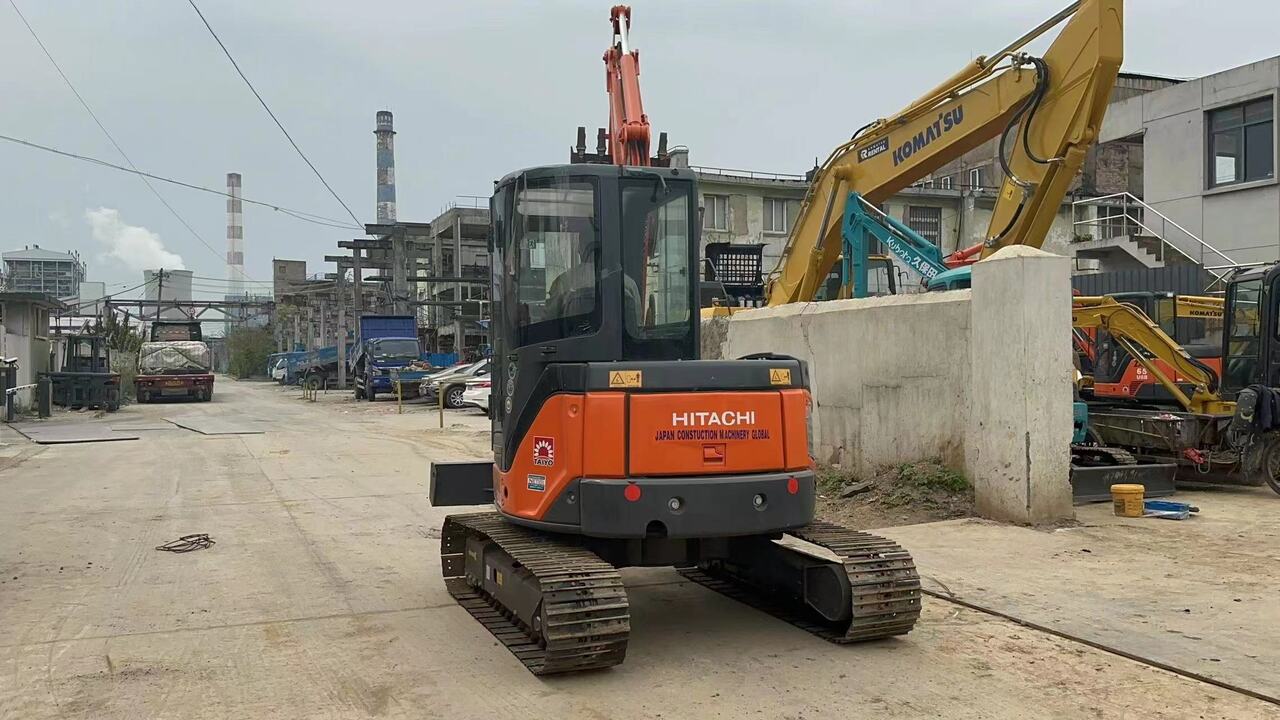 HITACHI ZX50U-2 - Mini excavator: picture 2 HITACHI ZX50U-2 - Mini excavator: picture 2