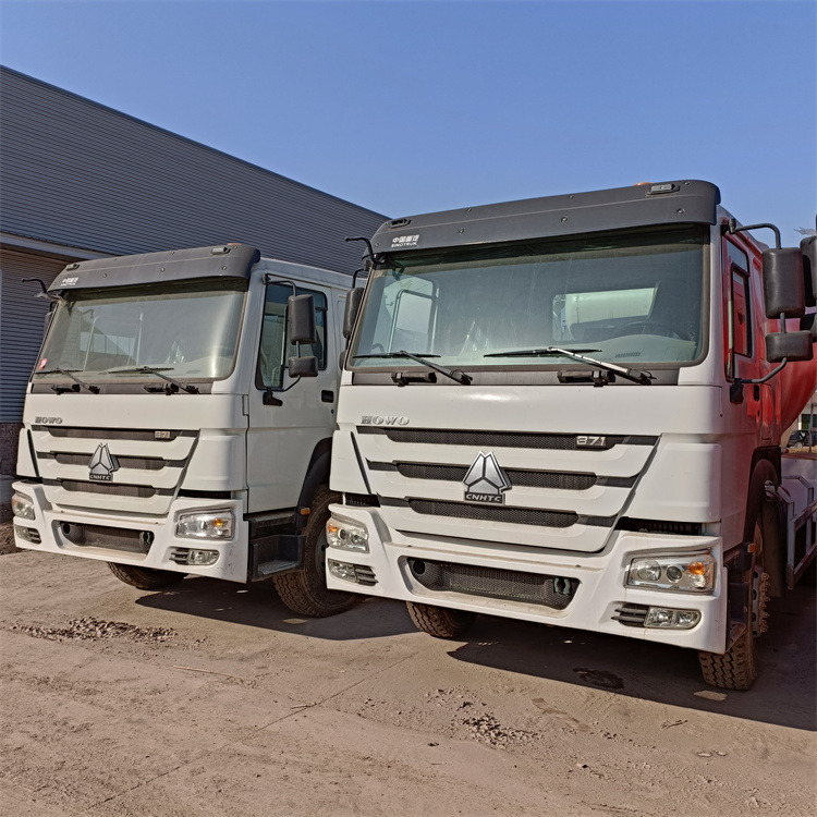 HOWO HOWO-mixer pump truck - Mixer pump truck: picture 4 HOWO HOWO-mixer pump truck - Mixer pump truck: picture 4