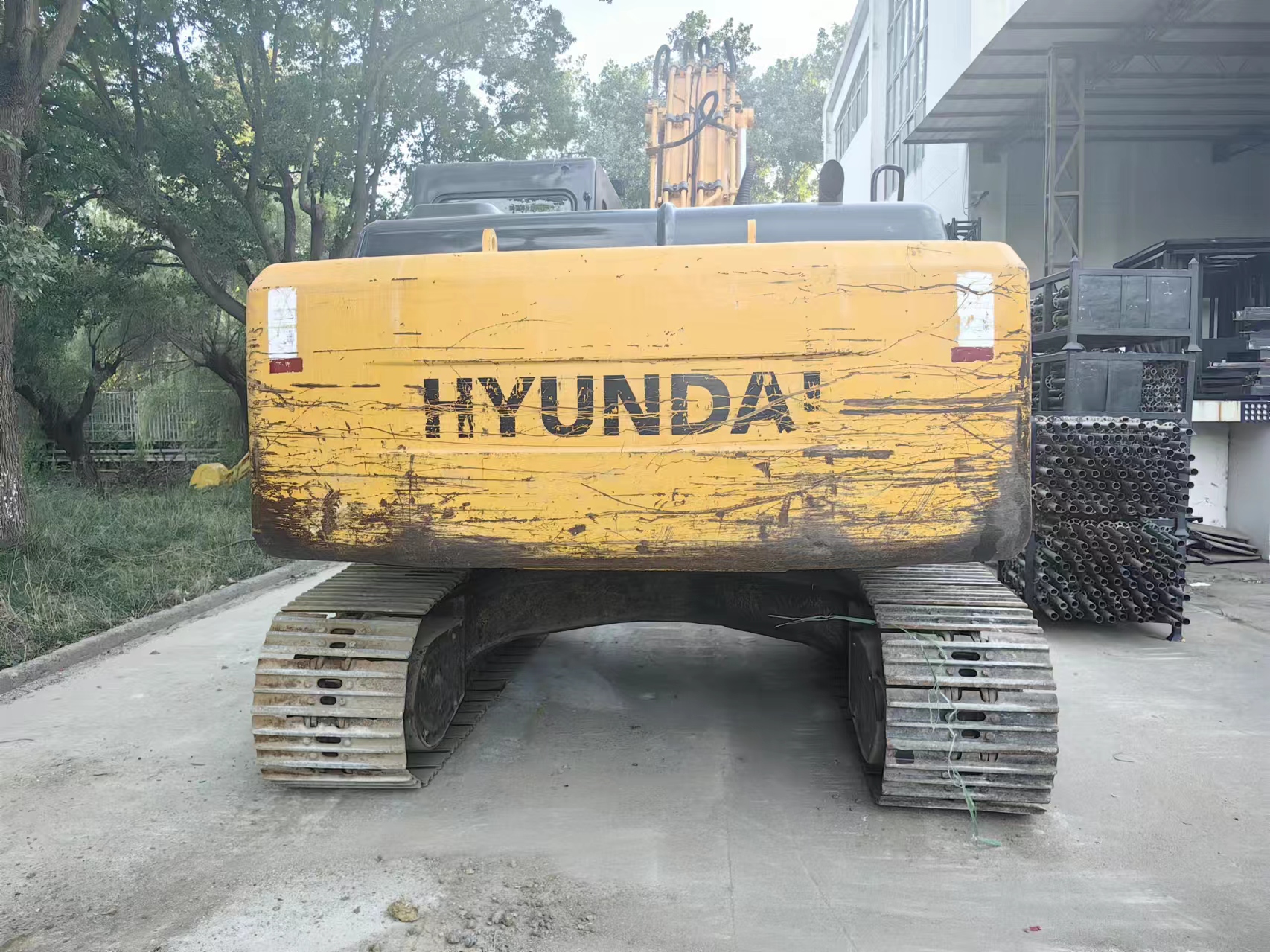 HYUNDAI R220LC-7 - Excavator: picture 3 HYUNDAI R220LC-7 - Excavator: picture 3