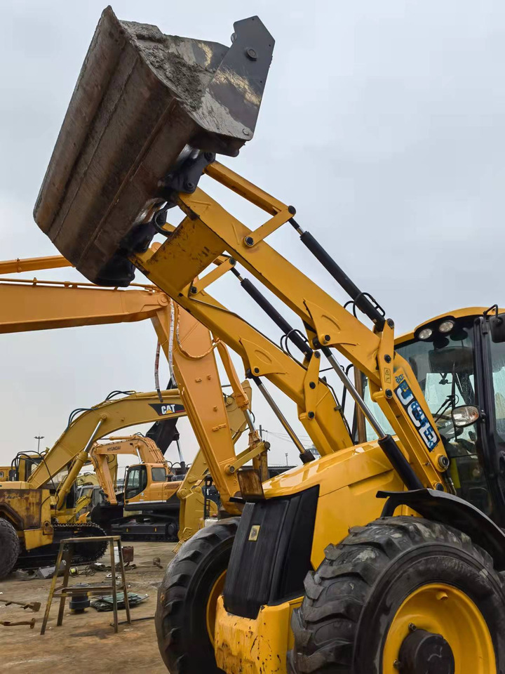 JCB 4CX ECO - Backhoe loader: picture 5 JCB 4CX ECO - Backhoe loader: picture 5