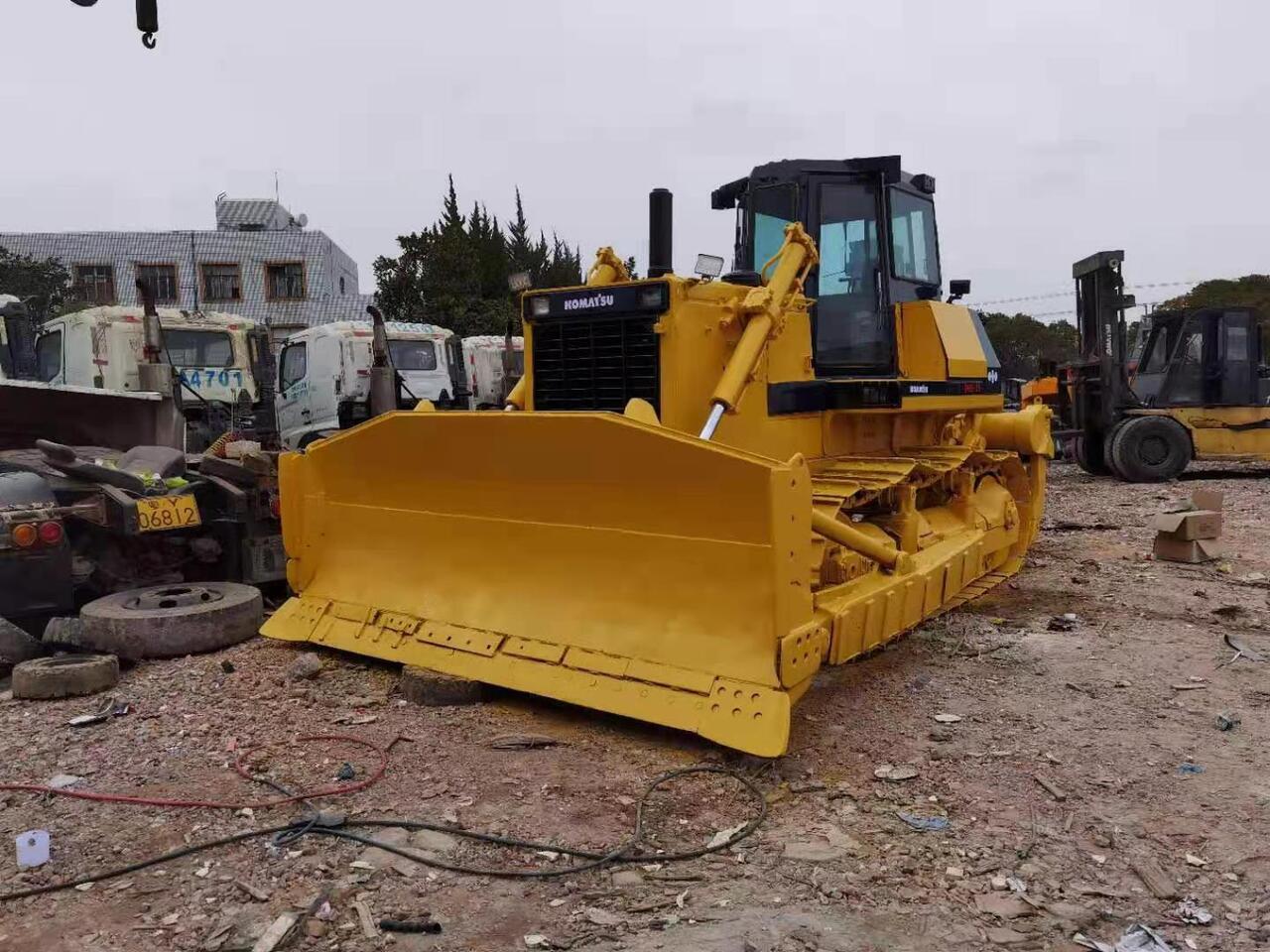 KOMATSU D85-21 - Bulldozer: picture 1 KOMATSU D85-21 - Bulldozer: picture 1