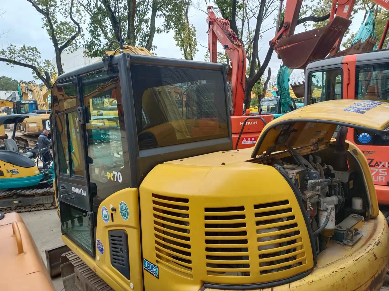 KOMATSU PC70-mini excavator - Mini excavator: picture 3 KOMATSU PC70-mini excavator - Mini excavator: picture 3