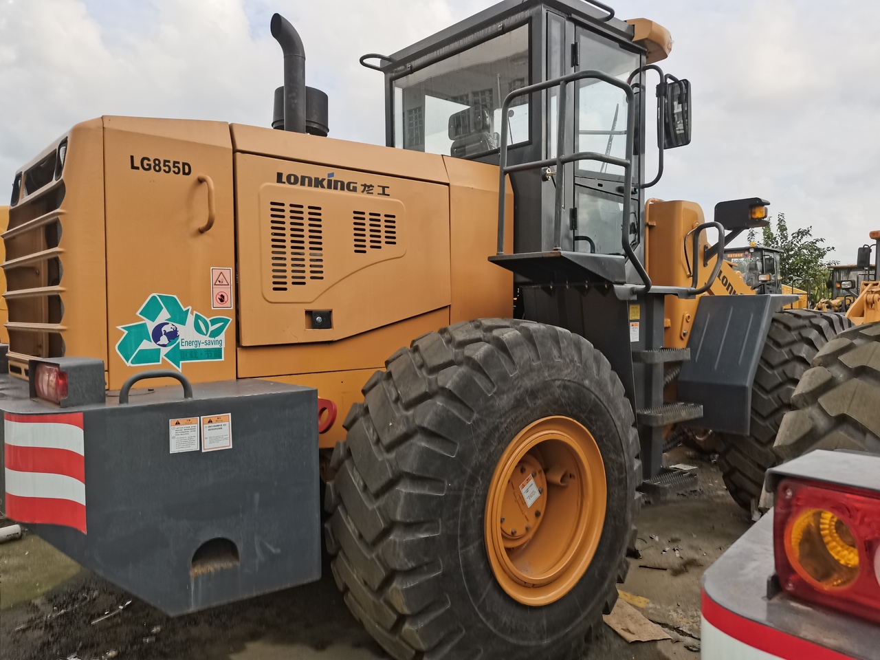 LONKING LG855D - Wheel loader: picture 3 LONKING LG855D - Wheel loader: picture 3