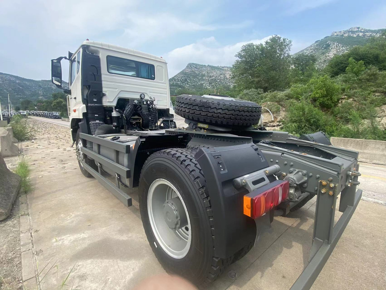 Howo 4x2 - Tractor unit: picture 4 Howo 4x2 - Tractor unit: picture 4