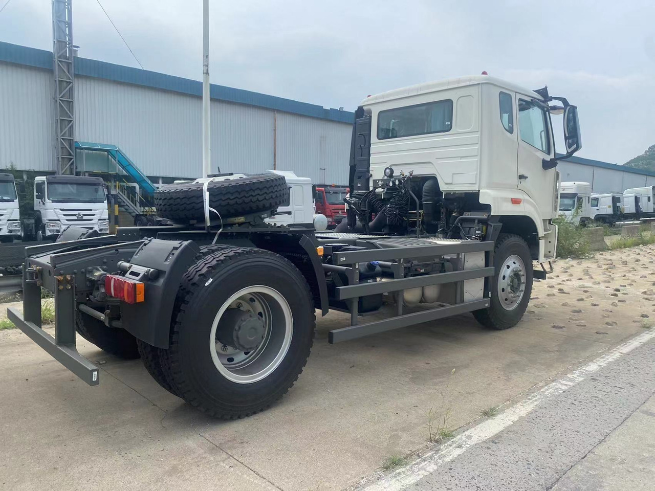 Howo 4x2 - Tractor unit: picture 2 Howo 4x2 - Tractor unit: picture 2