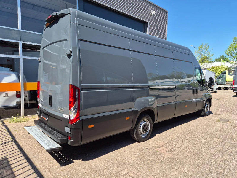 Iveco Daily 35S18 L4H3/ Fleischwagen/ Meattransport/ TK C 450 MAX/ Nr.2 - Refrigerated delivery van: picture 3 Iveco Daily 35S18 L4H3/ Fleischwagen/ Meattransport/ TK C 450 MAX/ Nr.2 - Refrigerated delivery van: picture 3
