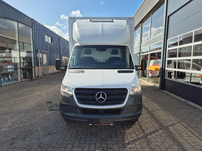Mercedes-Benz Sprinter 516 CDI BE Clixtar/ Webasto/ 27 KUB/ Nutzlast 3.3T/ 073687 - Closed box van: picture 4 Mercedes-Benz Sprinter 516 CDI BE Clixtar/ Webasto/ 27 KUB/ Nutzlast 3.3T/ 073687 - Closed box van: picture 4