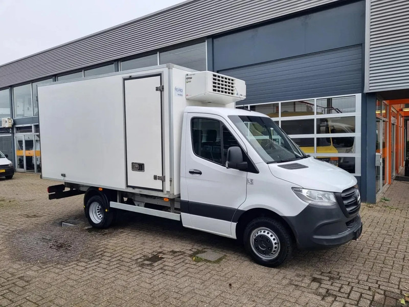 Mercedes-Benz Sprinter 516 CDI THERMOKING V500 MAX MT/ -20+20 STANDBY 380V - Refrigerated delivery van: picture 1 Mercedes-Benz Sprinter 516 CDI THERMOKING V500 MAX MT/ -20+20 STANDBY 380V - Refrigerated delivery van: picture 1