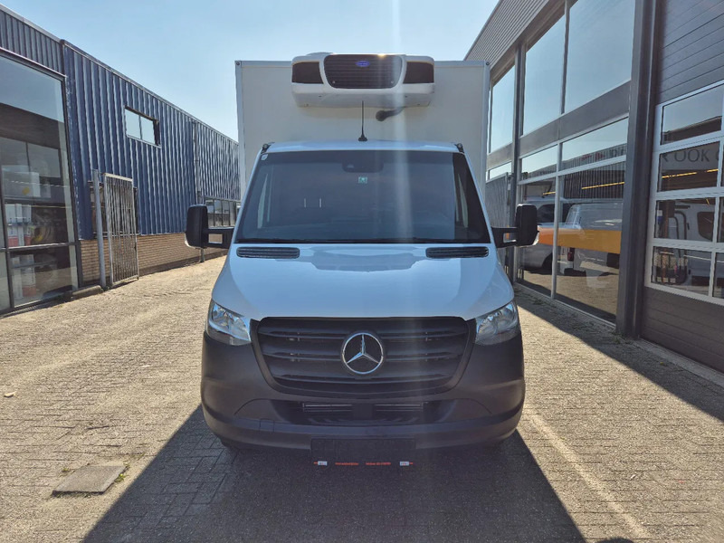 Mercedes-Benz Sprinter 519 CDI Kuhlkoffer/ Carrier 600 MT -20/+20 Trennwand/ 380V - Refrigerated delivery van: picture 4 Mercedes-Benz Sprinter 519 CDI Kuhlkoffer/ Carrier 600 MT -20/+20 Trennwand/ 380V - Refrigerated delivery van: picture 4