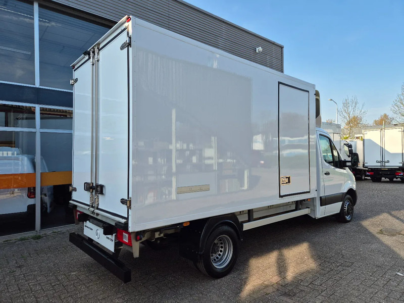 Mercedes-Benz Sprinter 519 CDI/ Kuhlkoffer/ TK V500 MAX MT/ -20+20 - Refrigerated delivery van: picture 3 Mercedes-Benz Sprinter 519 CDI/ Kuhlkoffer/ TK V500 MAX MT/ -20+20 - Refrigerated delivery van: picture 3