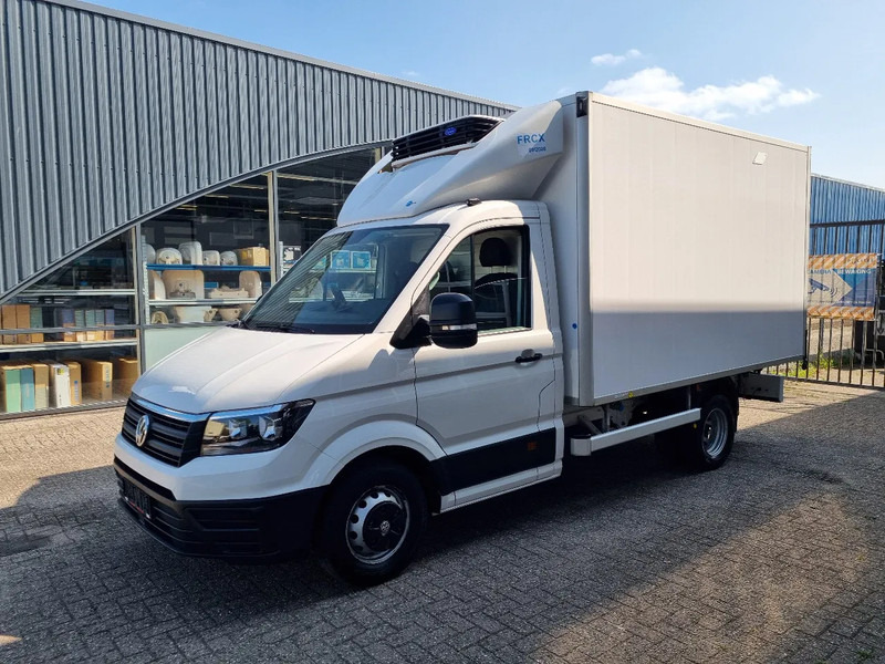 Volkswagen Crafter 50 2.0 TDI Kuhlkoffer/ Carrier Xarios 350/ -20C/+20C GVW 3500 kg - Refrigerated delivery van: picture 4 Volkswagen Crafter 50 2.0 TDI Kuhlkoffer/ Carrier Xarios 350/ -20C/+20C GVW 3500 kg - Refrigerated delivery van: picture 4