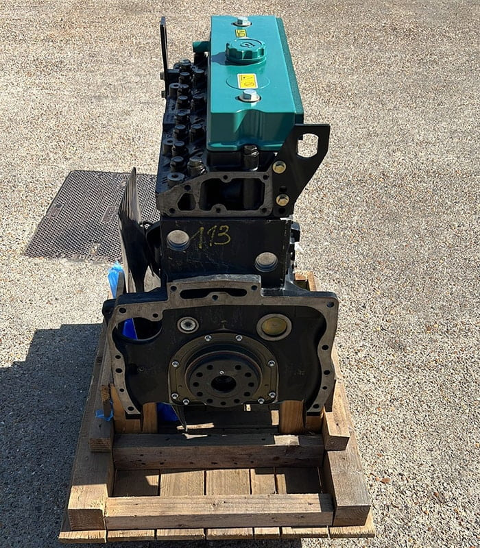 Perkins AA JCB Spec Long Engine - Engine: picture 3 Perkins AA JCB Spec Long Engine - Engine: picture 3