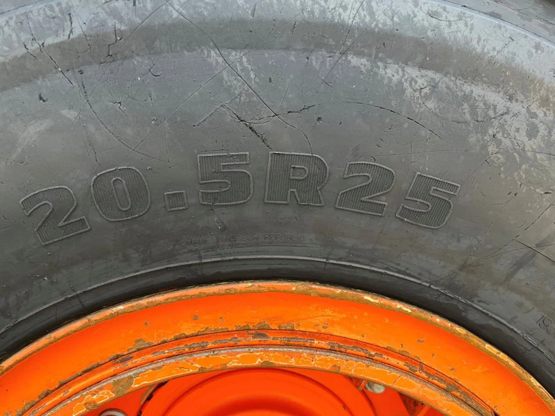 Wheel loader Doosan DL250: picture 6