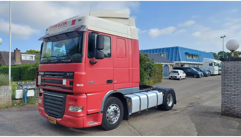 DAF XF 105 410 4x2 - Tractor unit: picture 2 DAF XF 105 410 4x2 - Tractor unit: picture 2