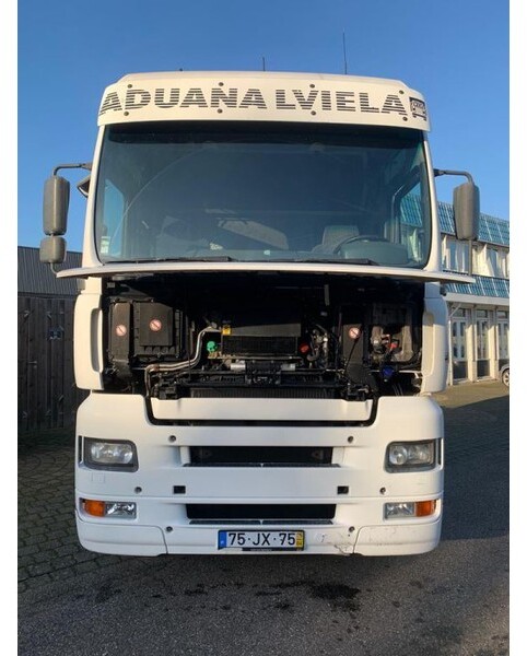 MAN TGA 18.480 6 HEAD ENGINE AUTOMATIC RETARDER - Tractor unit: picture 5 MAN TGA 18.480 6 HEAD ENGINE AUTOMATIC RETARDER - Tractor unit: picture 5