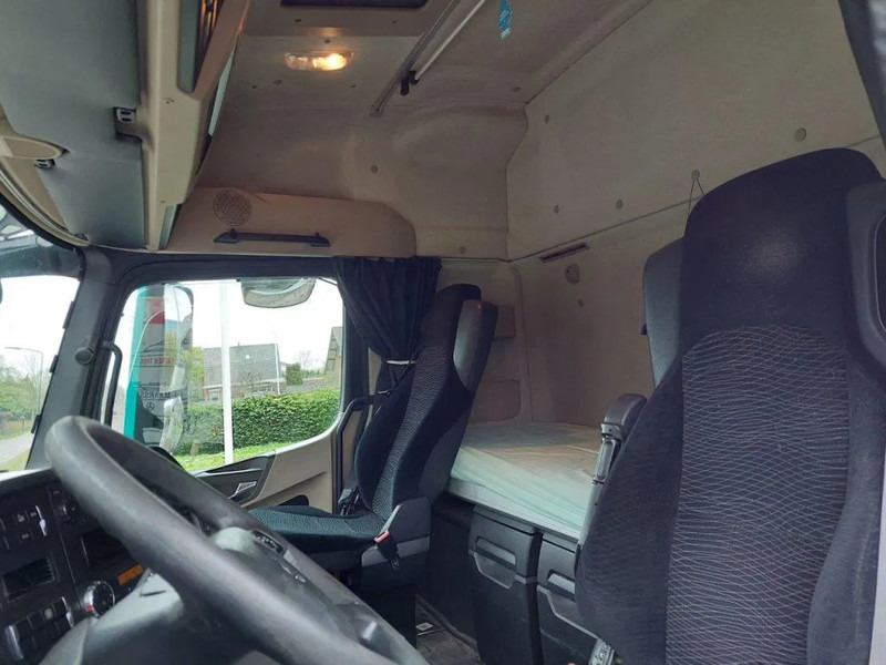 Tractor unit Mercedes-Benz Actros 1842: picture 8 Tractor unit Mercedes-Benz Actros 1842: picture 8