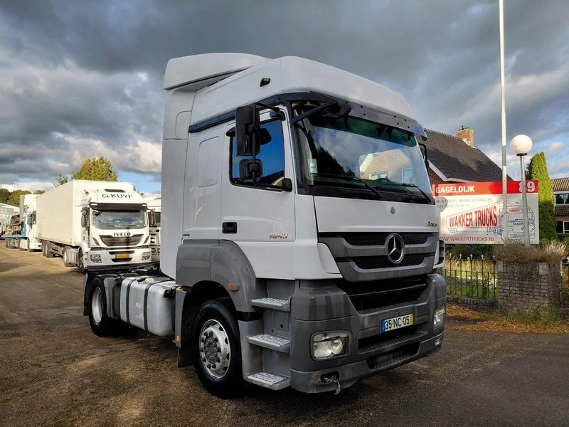 Mercedes-Benz Axor 1843 2 Pieces 4x2 Retarder - Tractor unit: picture 2 Mercedes-Benz Axor 1843 2 Pieces 4x2 Retarder - Tractor unit: picture 2