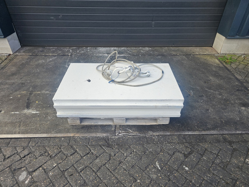 Kw supply schrootmagneet scrap magnet sennebogen fuchs liebherr lh - Attachment for Construction machinery: picture 1 Kw supply schrootmagneet scrap magnet sennebogen fuchs liebherr lh - Attachment for Construction machinery: picture 1