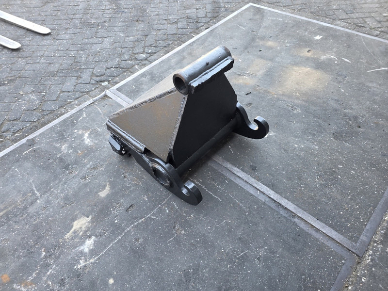 Kopplaat cw 30 cw 40 kopplaat cw 30 cw 40 - Quick coupler for Construction machinery: picture 3 Kopplaat cw 30 cw 40 kopplaat cw 30 cw 40 - Quick coupler for Construction machinery: picture 3