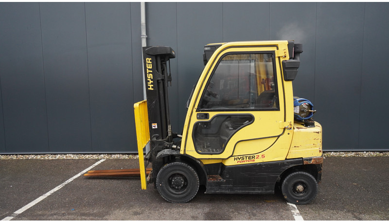 Hyster H2.5FT LPG FORKLIFT DUPLEX - Construction machinery: picture 2 Hyster H2.5FT LPG FORKLIFT DUPLEX - Construction machinery: picture 2