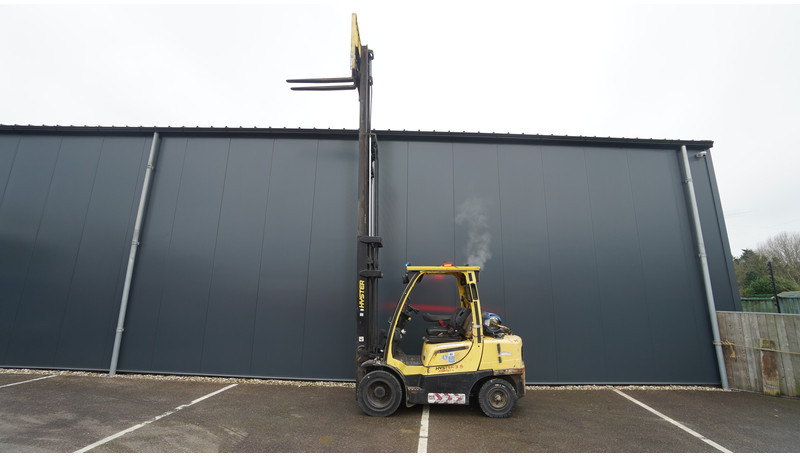 Hyster H3.5FT LPG FORKLIFT TRIPLEX - Construction machinery: picture 1 Hyster H3.5FT LPG FORKLIFT TRIPLEX - Construction machinery: picture 1