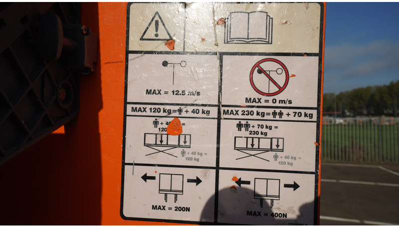 JLG 1930ES MOBILE BOOM SCISSOR LIFT - Construction machinery: picture 5 JLG 1930ES MOBILE BOOM SCISSOR LIFT - Construction machinery: picture 5