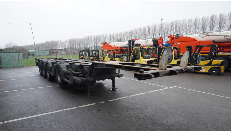 Floor 4 AXLE BREAKER CONTAINER TRAILER - Container transporter/ Swap body semi-trailer: picture 3 Floor 4 AXLE BREAKER CONTAINER TRAILER - Container transporter/ Swap body semi-trailer: picture 3