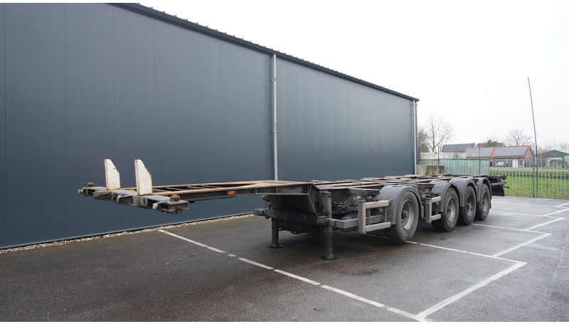 Floor 4 AXLE BREAKER CONTAINER TRAILER - Container transporter/ Swap body semi-trailer: picture 2 Floor 4 AXLE BREAKER CONTAINER TRAILER - Container transporter/ Swap body semi-trailer: picture 2