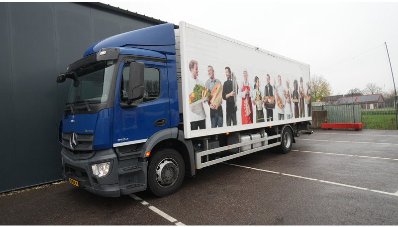 Mercedes-Benz ANTOS 2124 FRIGO 231.500KM - Refrigerator truck: picture 3 Mercedes-Benz ANTOS 2124 FRIGO 231.500KM - Refrigerator truck: picture 3