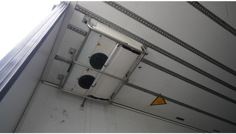 Schmitz Cargobull 3 AXLE FRIGO TRAILER BI-TEMP - Refrigerator semi-trailer: picture 5 Schmitz Cargobull 3 AXLE FRIGO TRAILER BI-TEMP - Refrigerator semi-trailer: picture 5