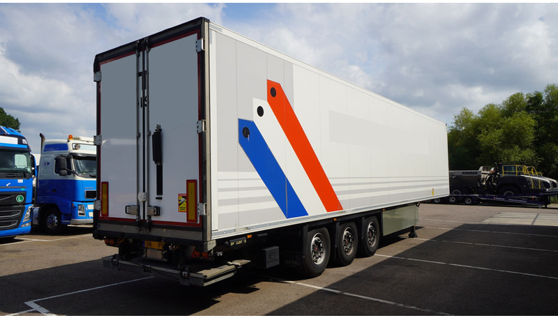 Refrigerator semi-trailer Schmitz Cargobull 3 AXLE FRIGO TRAILER WITH THERMO KING SLX I BI-TEMP: picture 6 Refrigerator semi-trailer Schmitz Cargobull 3 AXLE FRIGO TRAILER WITH THERMO KING SLX I BI-TEMP: picture 6