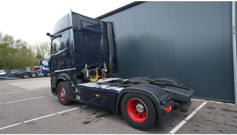 Tractor unit Mercedes-Benz ACTROS 1945 GIGASPACE 684.000KM: picture 9 Tractor unit Mercedes-Benz ACTROS 1945 GIGASPACE 684.000KM: picture 9