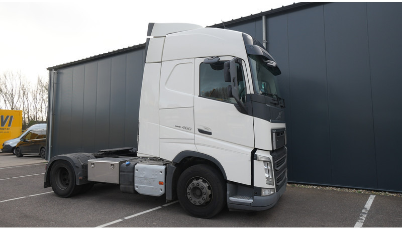 Volvo FH 460 GLOBETROTTER EURO 6 700.600KM - Tractor unit: picture 4 Volvo FH 460 GLOBETROTTER EURO 6 700.600KM - Tractor unit: picture 4
